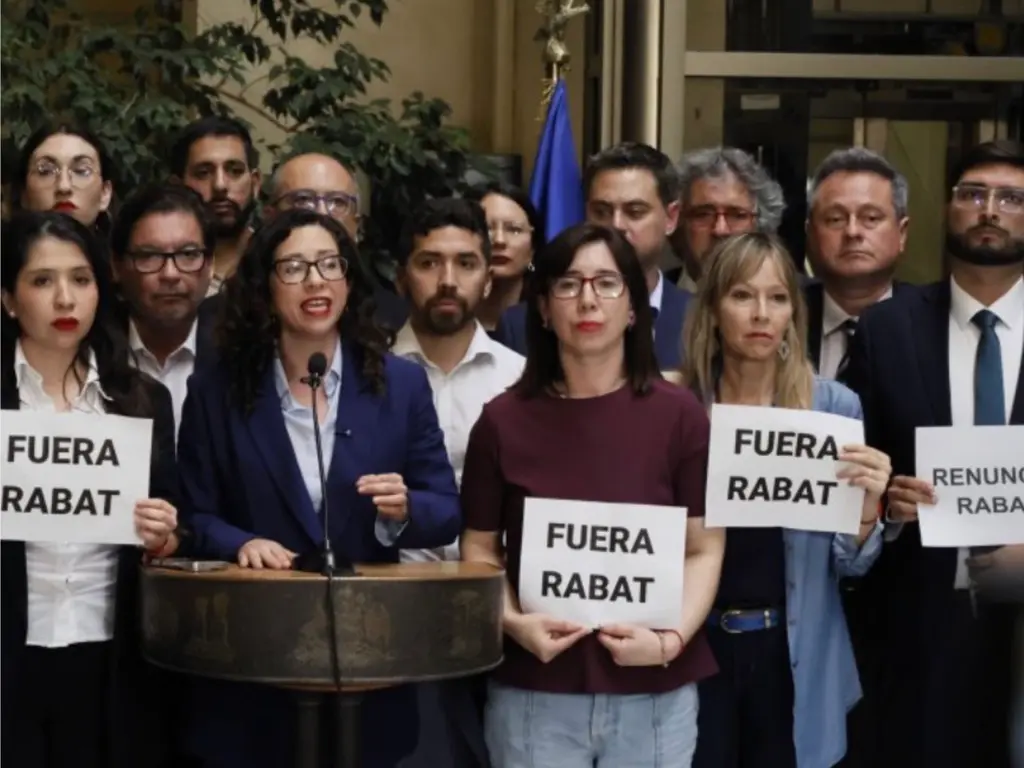 Oposición confirma acusación constitucional contra el ministro de Justicia tras tensa sesión especial por rebaja de condenas