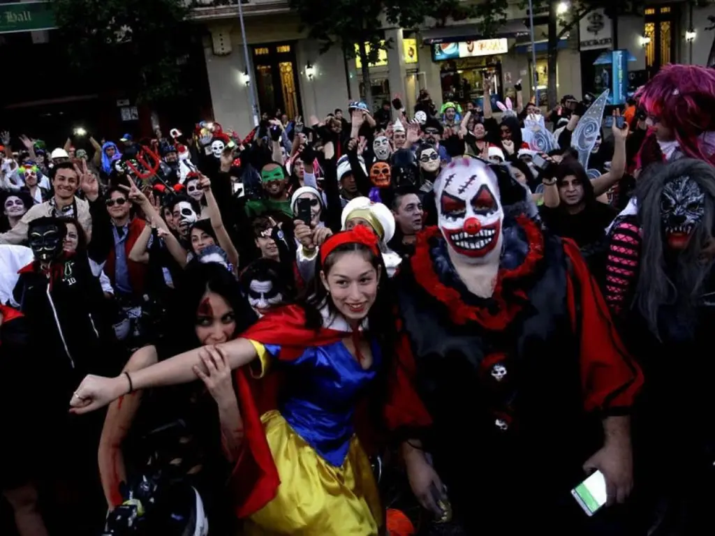 Cartelera comunal: Halloween, folclore, música y tradición andina marcan los panoramas de la semana en Maipú