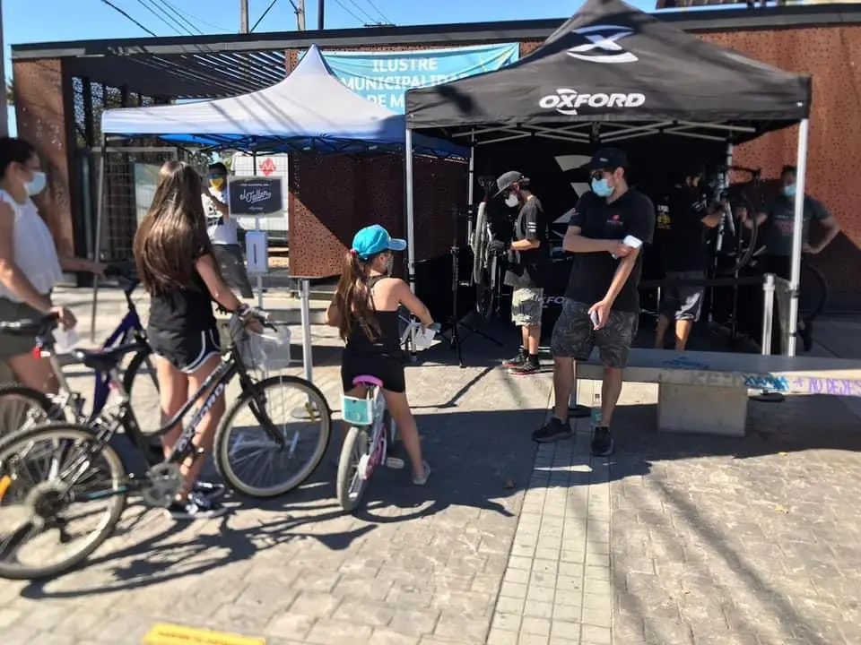 Puntos de mecánica básica gratuita para bicicletas se instalan hasta la próxima semana en Maipú