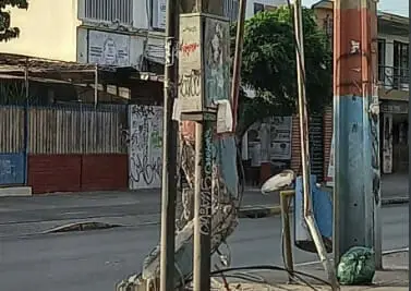 poste en mal estado