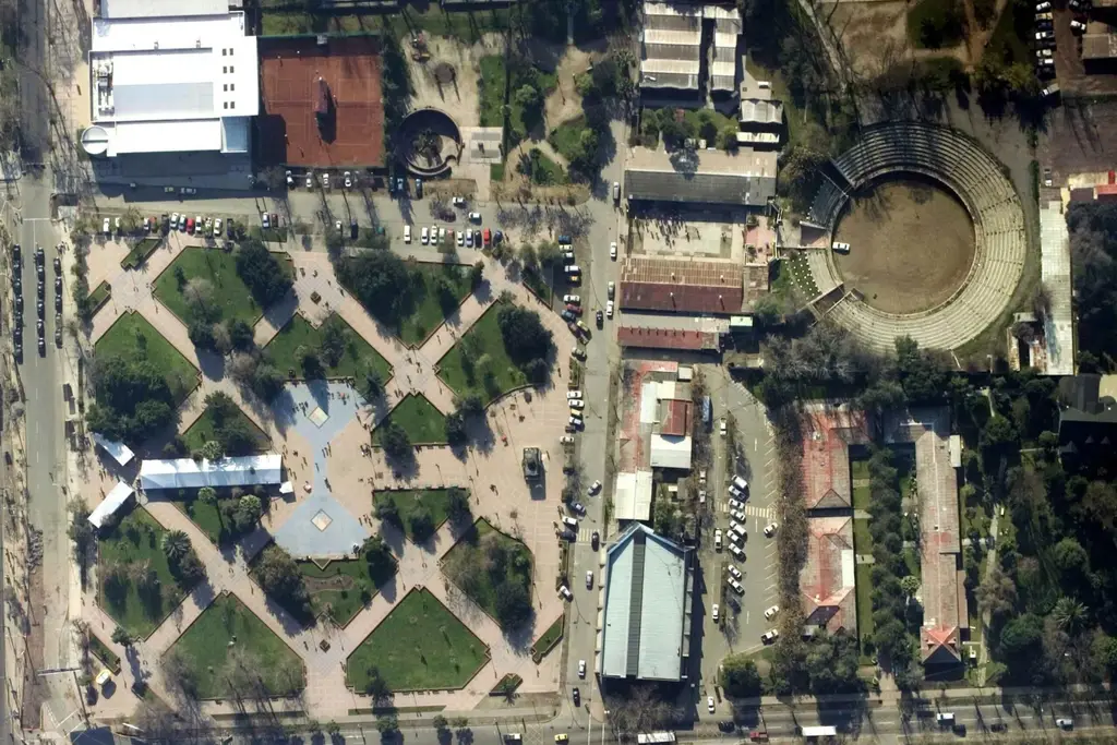 plaza de maipu 2005