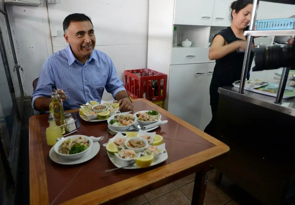 El Alcalde de Maipú llegó hasta el Mercado y destacó el lugar como un destino turístico en Semana Santa