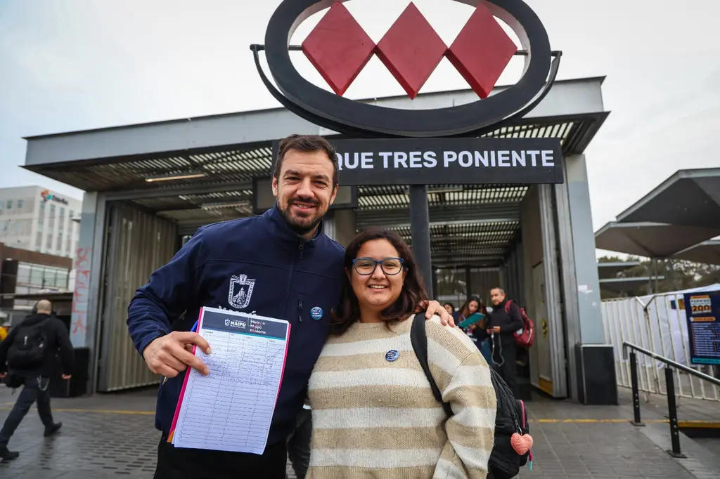 Metro a Maipú Poniente Vodanovic