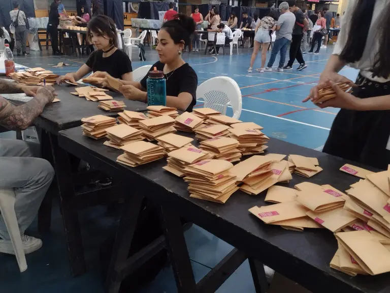 conteo de votos en maipu