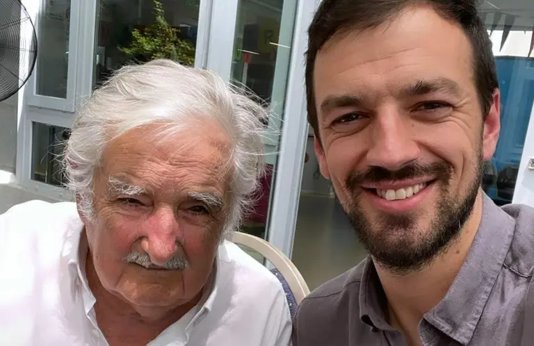 Salen las primeras fotos de Pepe Mujica junto a Gabriel Boric en Maipú