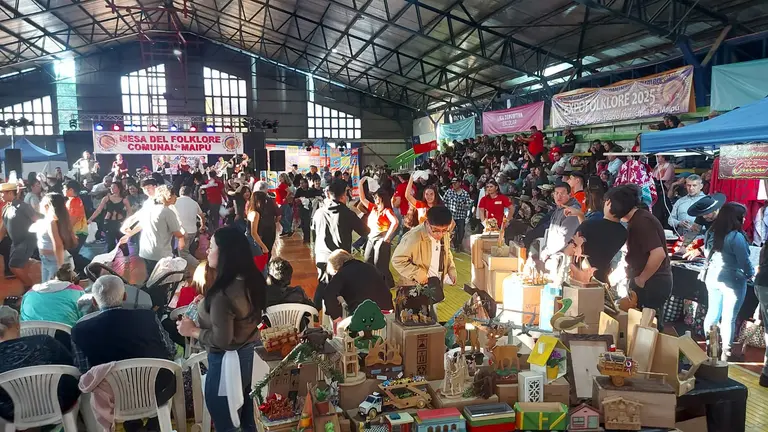 Mesa del Folklore Comunal Maipú 2