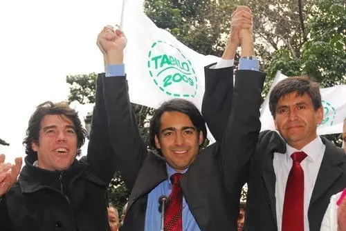 Escobar, ME-O y Tabilo en acto realizado en frontis de Ministerio del Trabajo