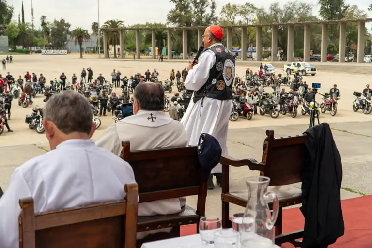 Bendición de motociclistas Templo Votivo de Maipú