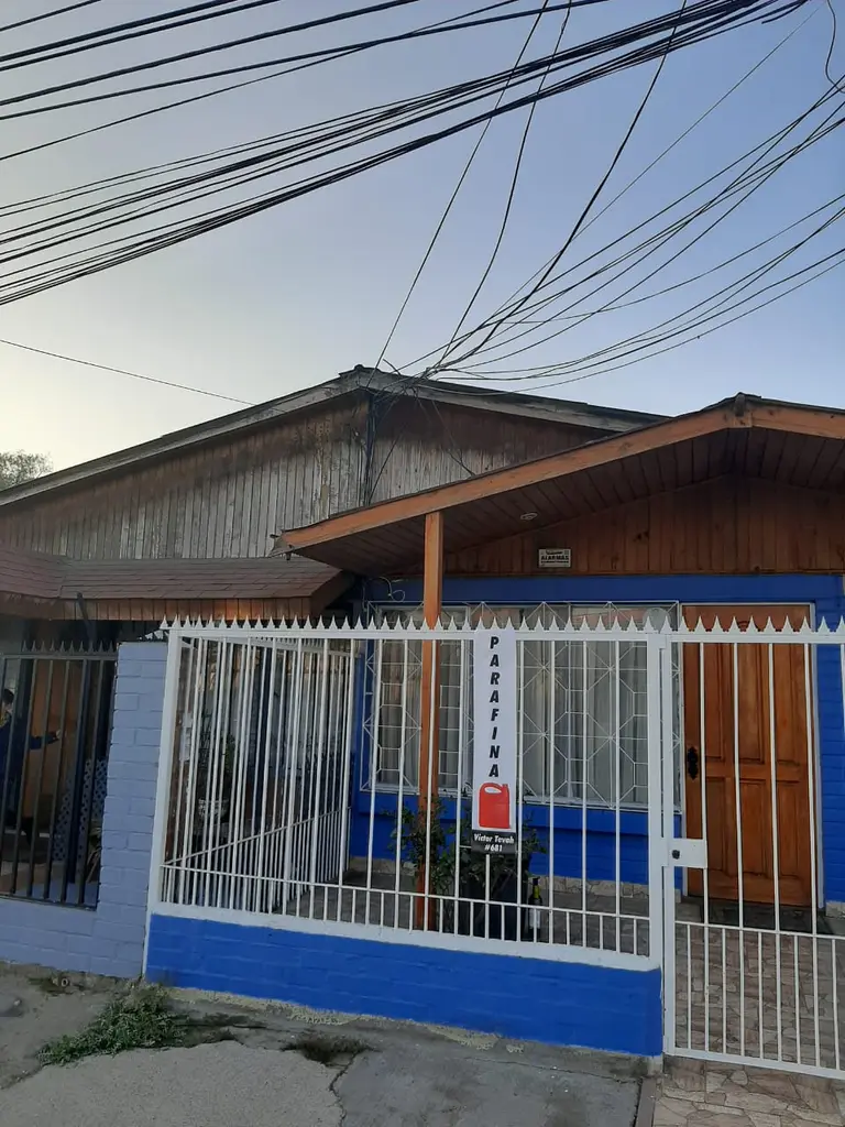 Parece que no eran «fantasmas»: Alcaldesa Barriga arriesga detención por no pago de juicio laboral y justicia embarga subvención a colegios municipales