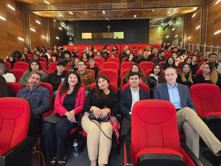 Lanzamiento de Programa EFIES en Maipú.