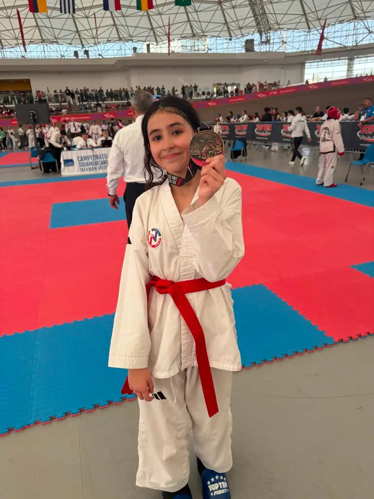 Maipucinos ganan oro en sudamericano de Taekwondo en Lima