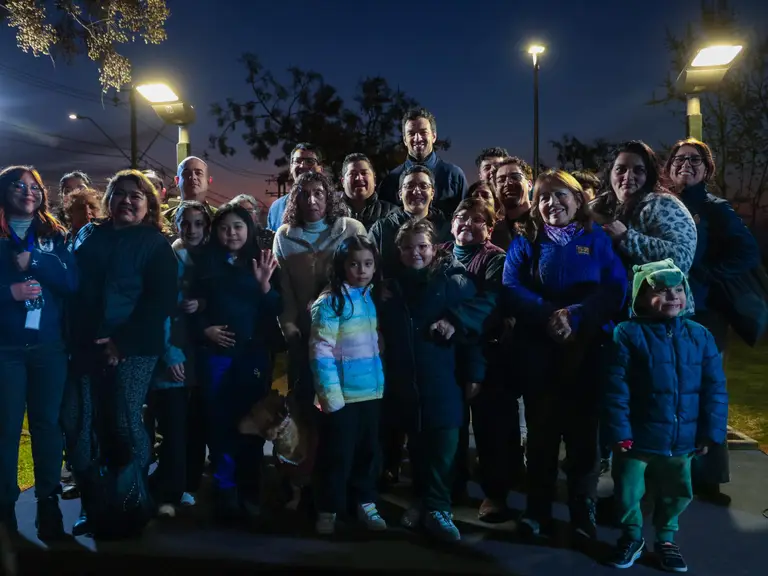 Finaliza recambio de 31 luminarias en Parque Judea: Maipú alcanza el 98% en cobertura lumínica LED