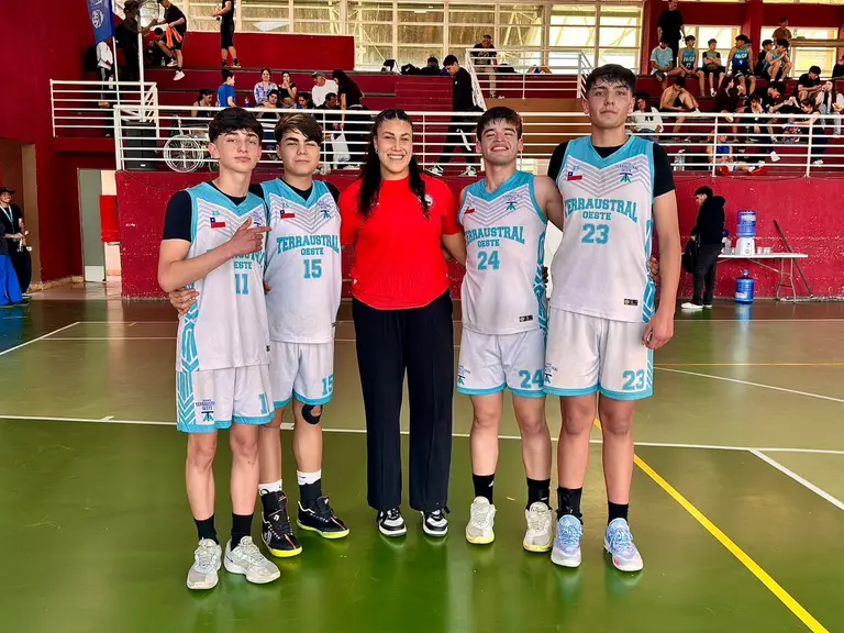 Equipo 3×3 sub 17 del Colegio Terraustral Oeste de Maipú gana en Rancagua y va a la final nacional