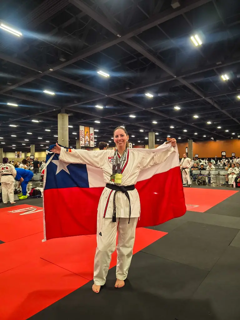 Maipucina Carolina Dahlin conquista tres títulos en su primer Mundial de Taekwondo ATA