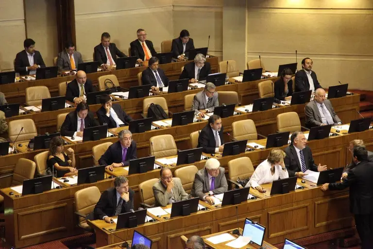 Diputados por Maipú: ¿Van o no al congreso?