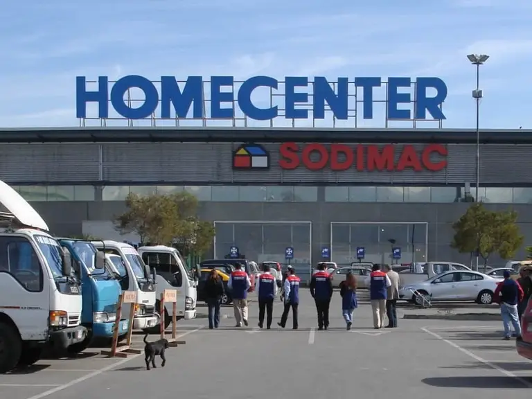 Trabajador de HomeCenter Sodimac Maipú dio positivo por COVID-19: Tienda se encuentra cerrada