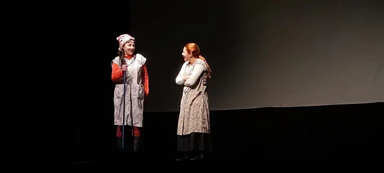 Andrea y Daniela en "Verde susurro para Redoles".