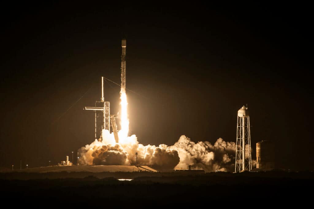 Estados Unidos marca su regreso a la Luna con histórico aterrizaje de una empresa privada