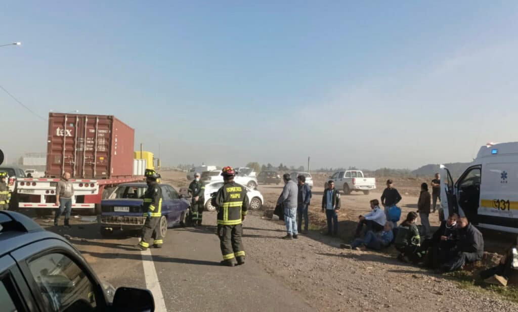 colisión múltiple autopista del sol