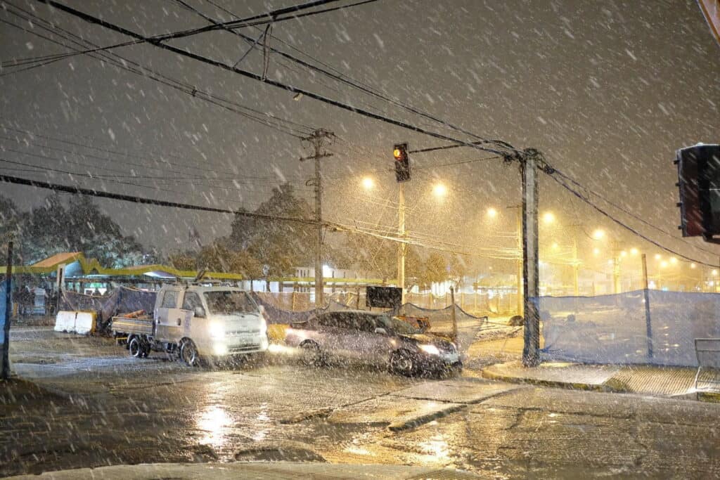 Fotos y Video: Así fue la nevazón en Maipú 46 años, 1 mes, y 13 días después de la última vez