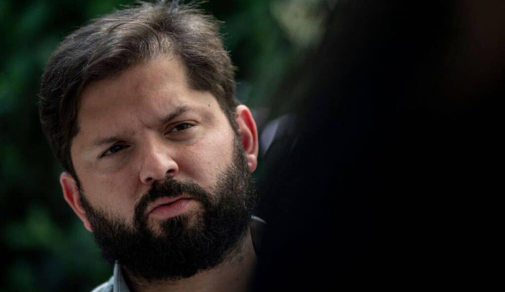 Encuesta Criteria: sueldo mínimo de $500 mil es la principal demanda de la ciudadanía para nuevo gobierno