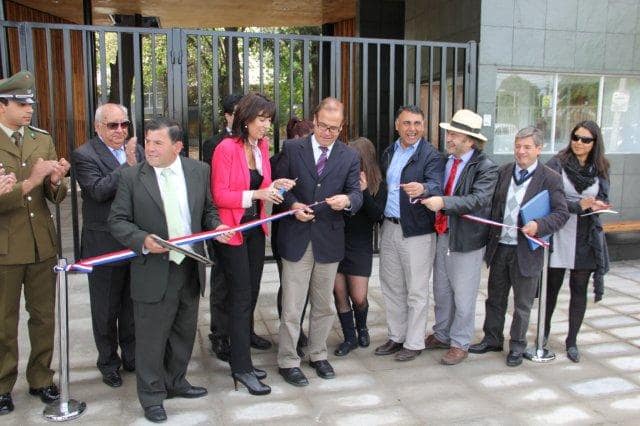 El Liceo Maipú inauguró nueva fachada