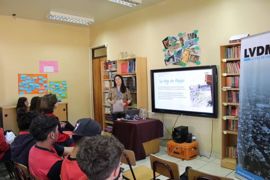 taller medios la voz de maipu