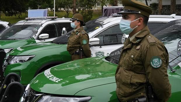 carabineros policias