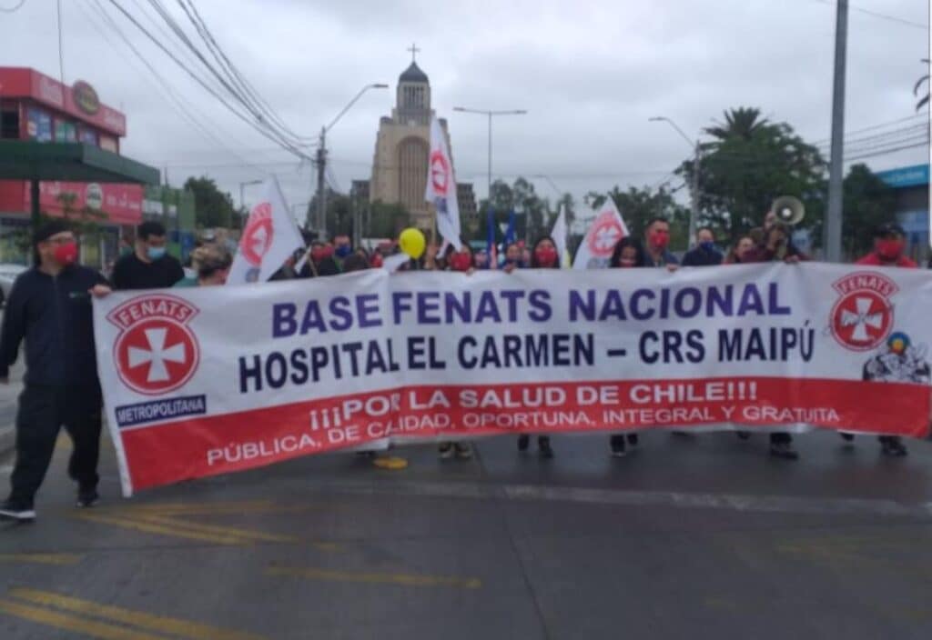Trabajadores de la salud se manifiestan en Maipú: Exigen mayores recursos en el área y reconocimiento