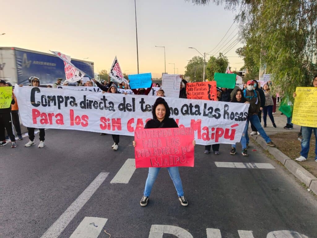 Fuerza Pobladora retoma manifestaciones ante nulos avances en la gestión de terreno en Maipú