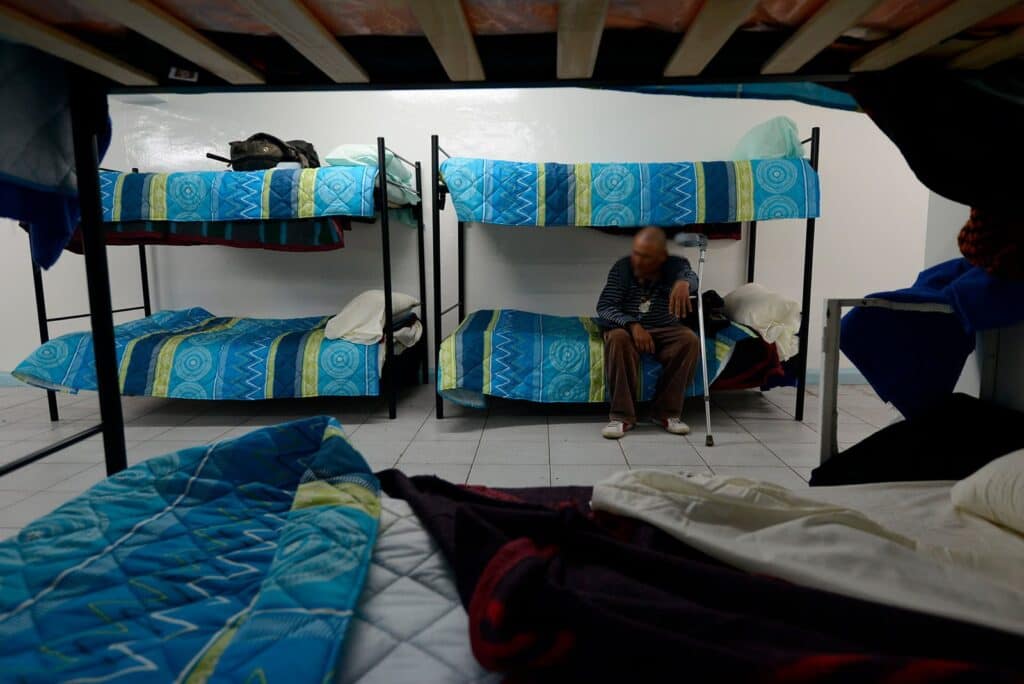 Solos en la noche: Albergue Municipal para personas en situación de calle no da abasto