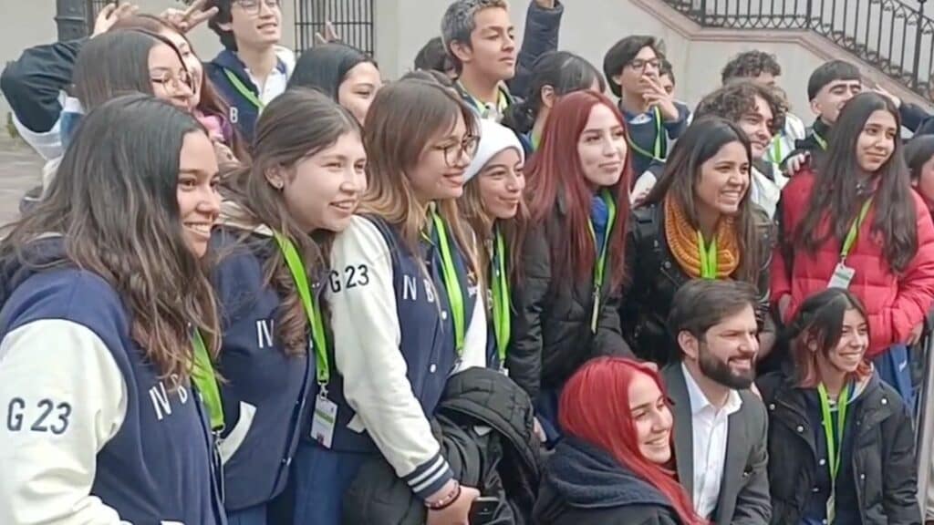 boric estudiantes maipu
