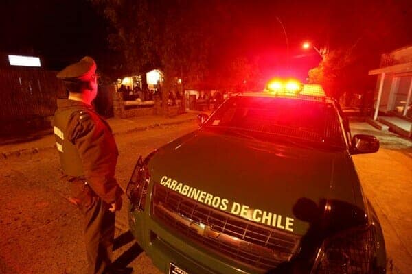 carabineros portonazo encerrona asalto delictual chofer detención