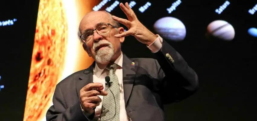 charla profesor josé maza