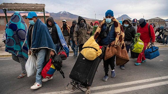 cadem crisis migratoria bolivia