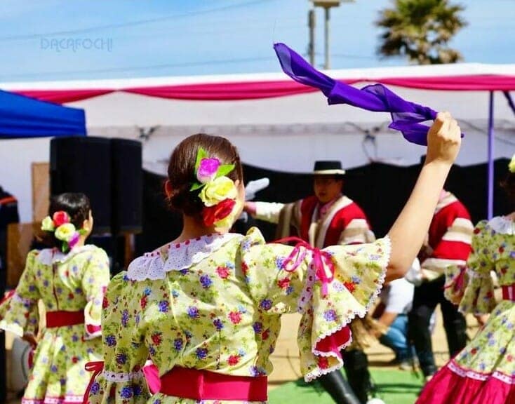 folclor fiestas patrias
