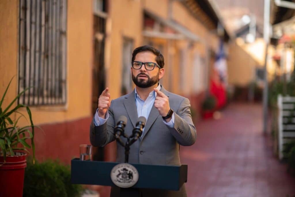 Gabriel Boric alista un cambio de gabinete