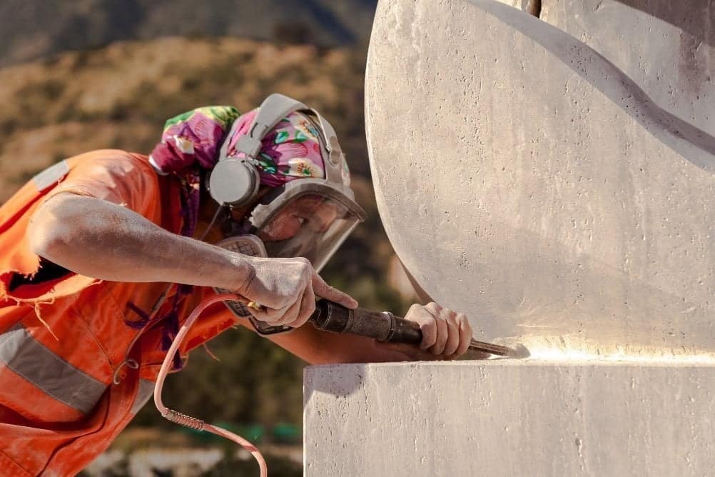Destacados escultores de América trabajarán en vivo sus obras al interior de cementerio en Maipú