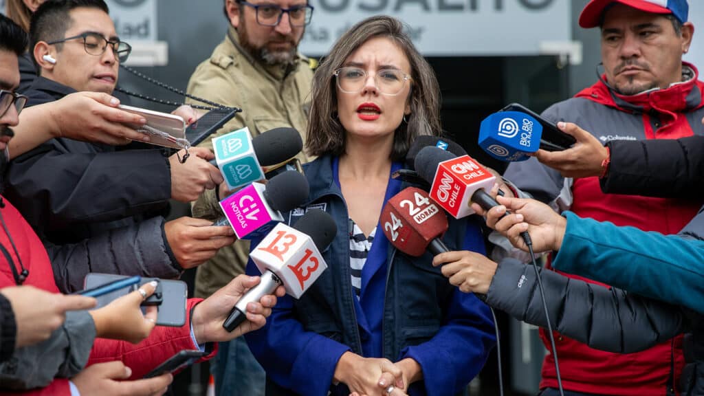 Camila Vallejo sobre romper relaciones diplomáticas con Venezuela