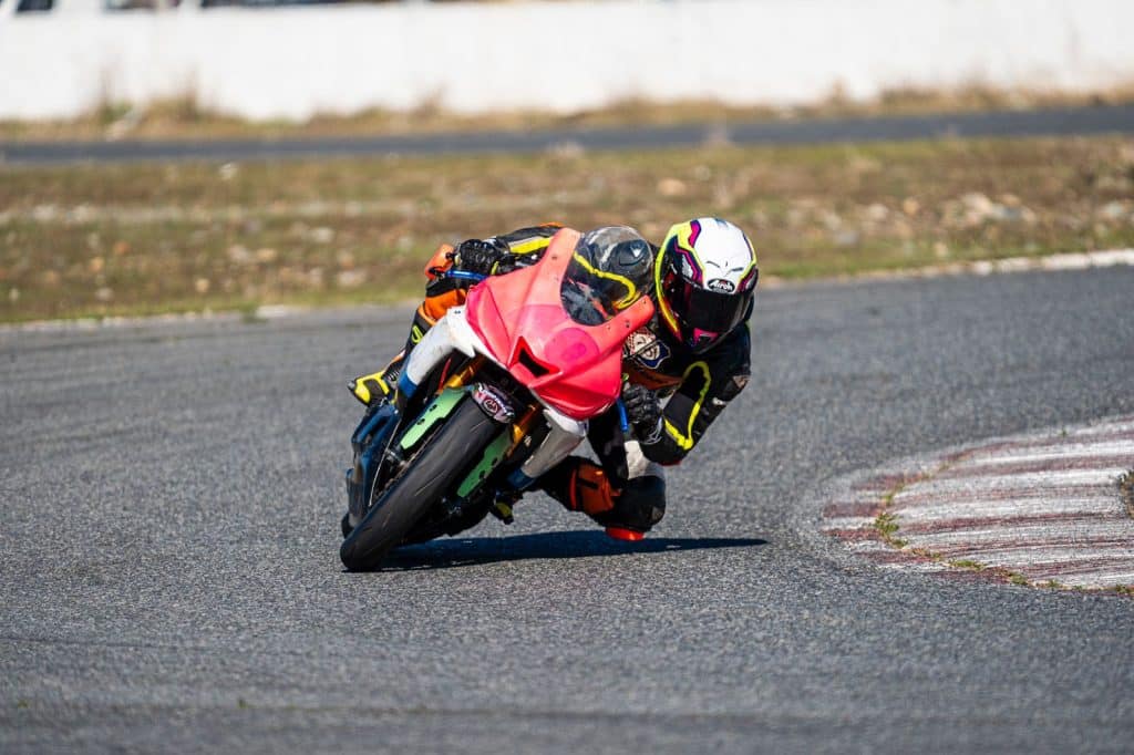 carrera de motos maipucino