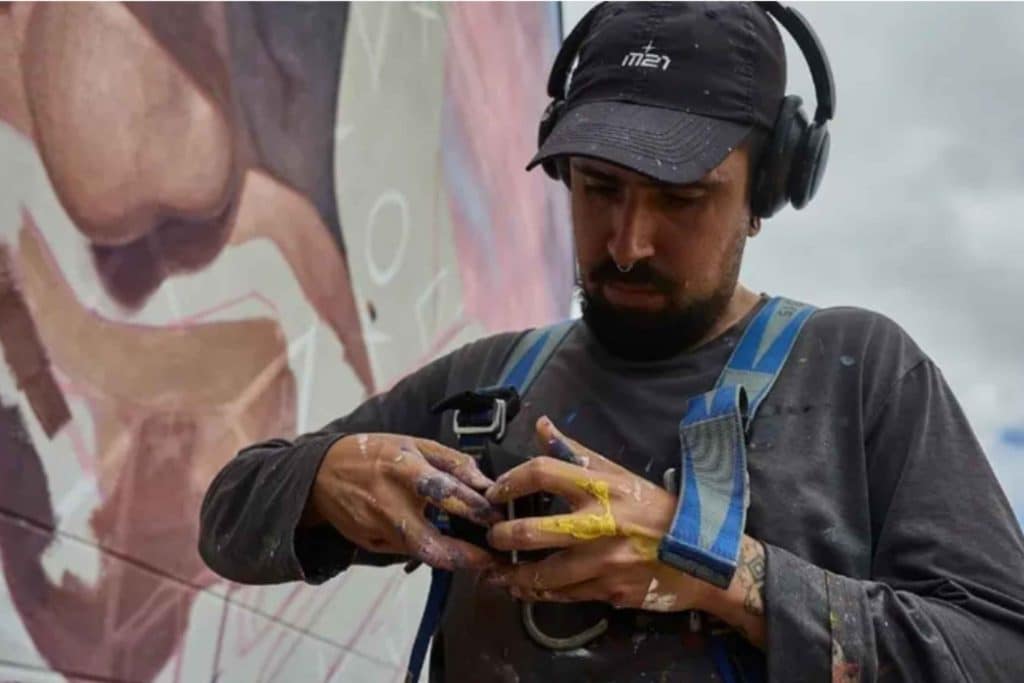 cristóbal persona muralista