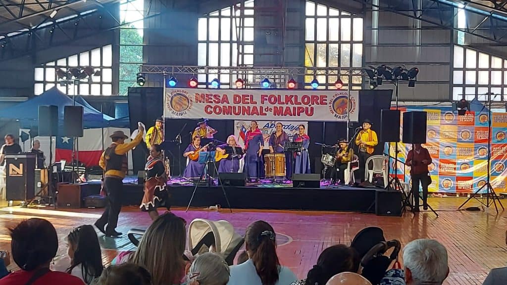 Mesa del Folklore Comunal Maipú 2