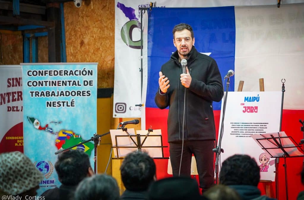 Tomás Vodanovic en lanzamiento campaña Jeannete Jara