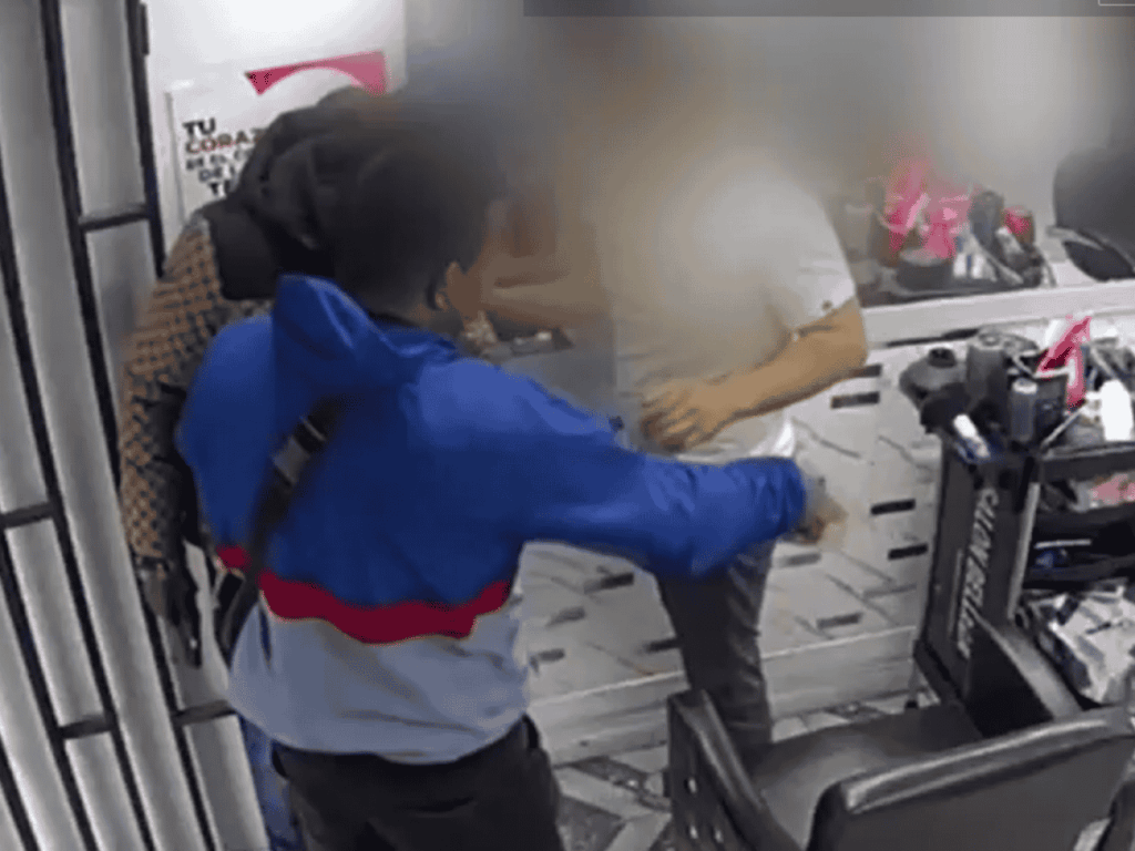 robo a funcionario de la PDI en barbería de Maipú