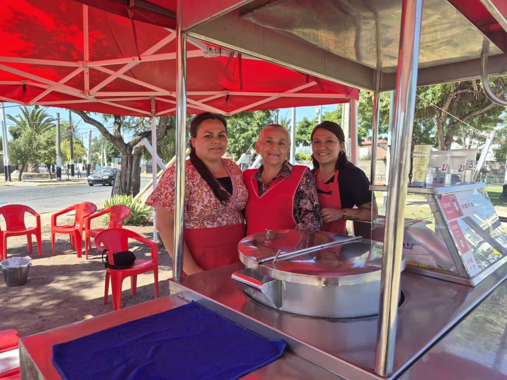 La Tia Nena, mote con huesillo