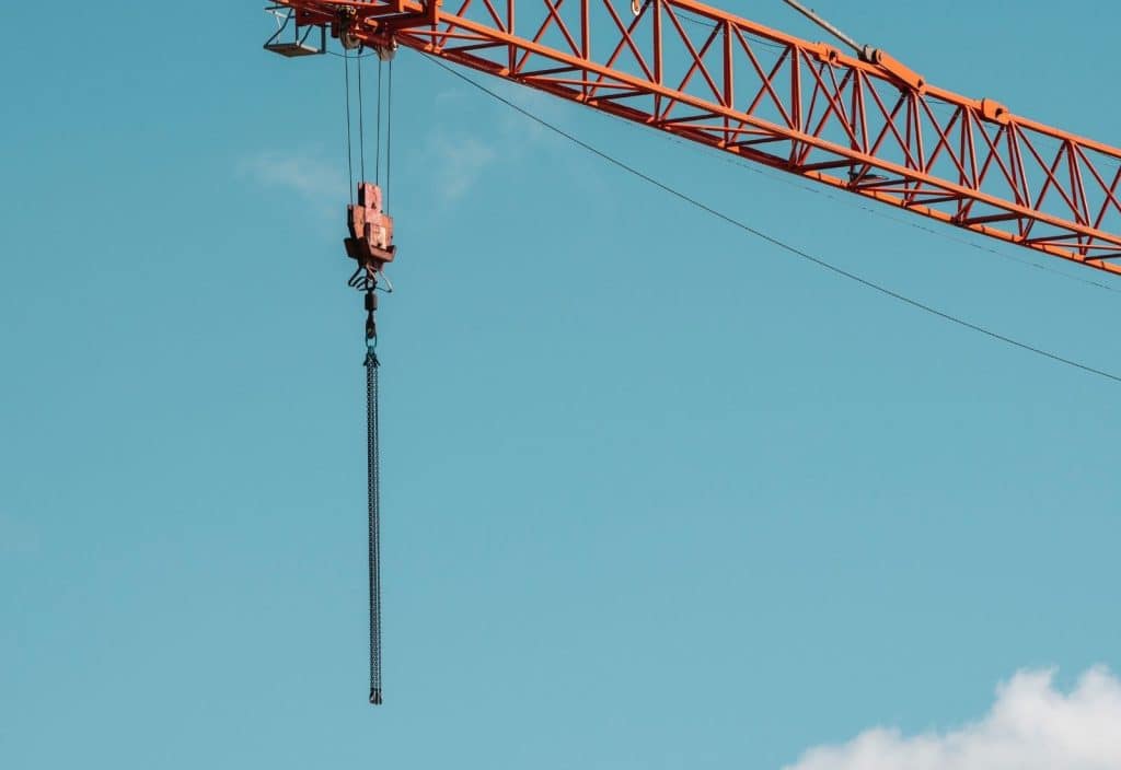 hombre grua pluma maipu
