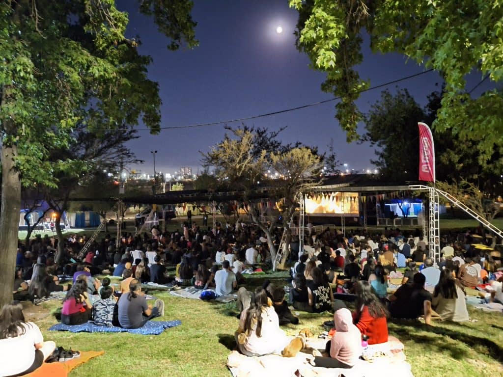 Cine bajo las estrellas en Maipú.