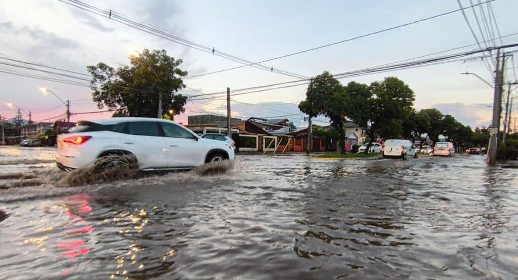 Cuando la lluvia revela al Estado