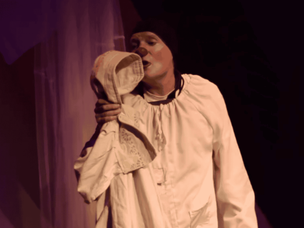 Teatro Pequeño Clan de Maipú te invita a disfrutar de sus funciones: lo recaudado servirá para financiar viaje a festivales en Ecuador y España