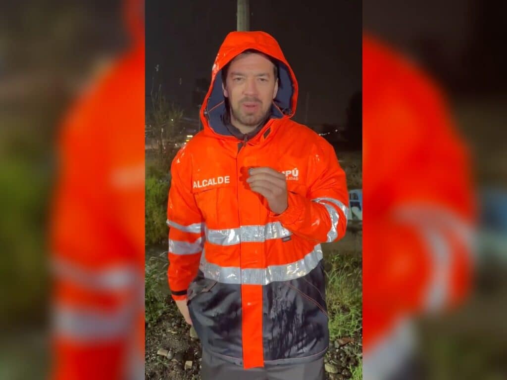 Tomás Vodanovic: «Esto pasa cuando los barrios se construyen sin colectores de aguas lluvias»
